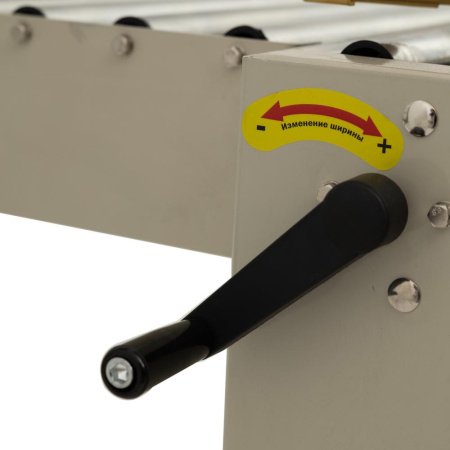 Полуавтоматический заклейщик коробов FXJ-6050 Foodatlas